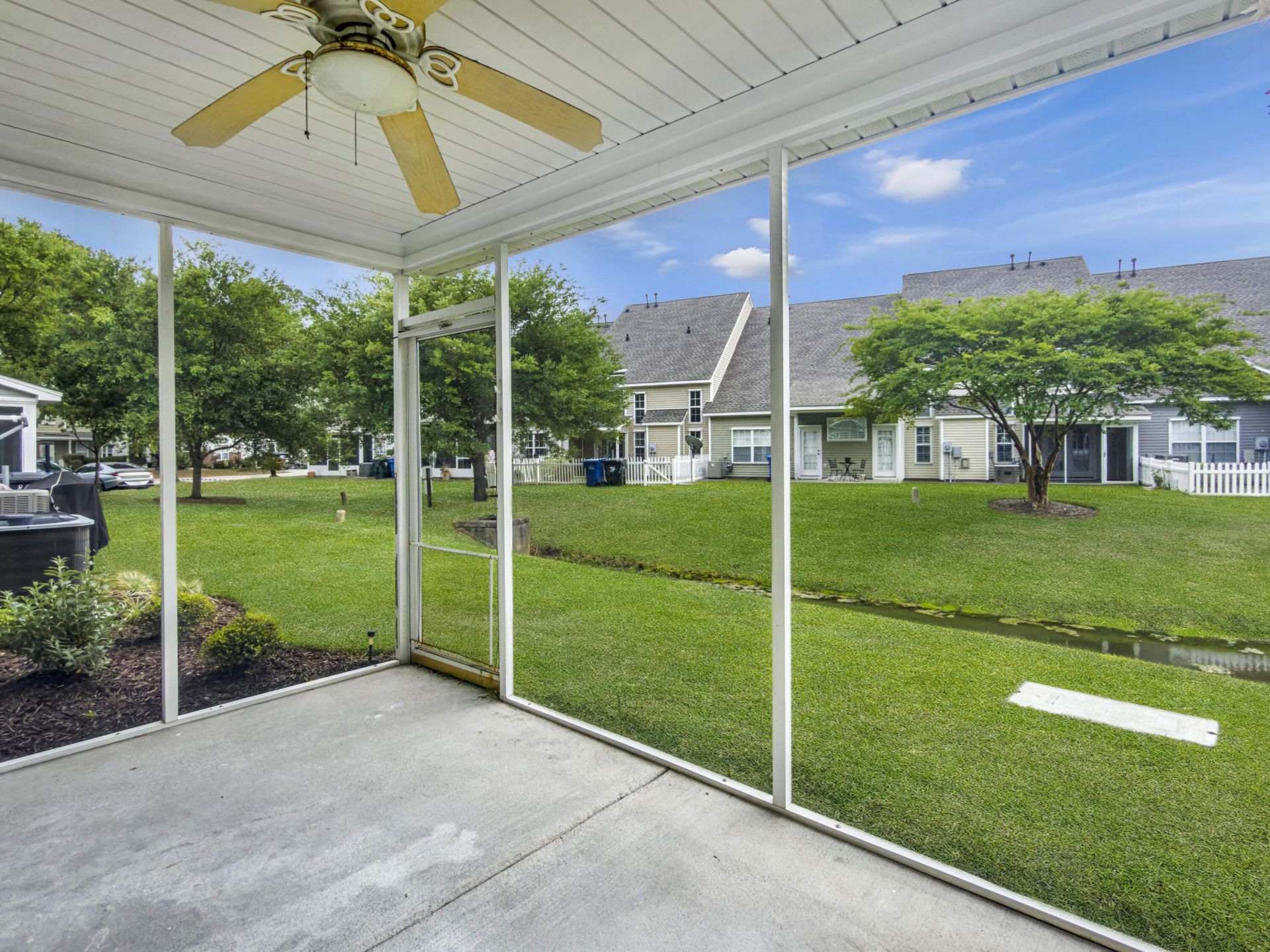 8696 Grassy Oak Trail Photo 8