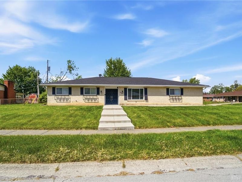 300 Highland Drive, Englewood, OH 45322 Photo 1