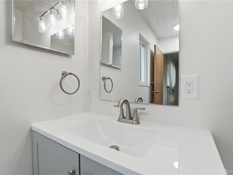 300 Highland Drive, Englewood, OH 45322 Photo 26