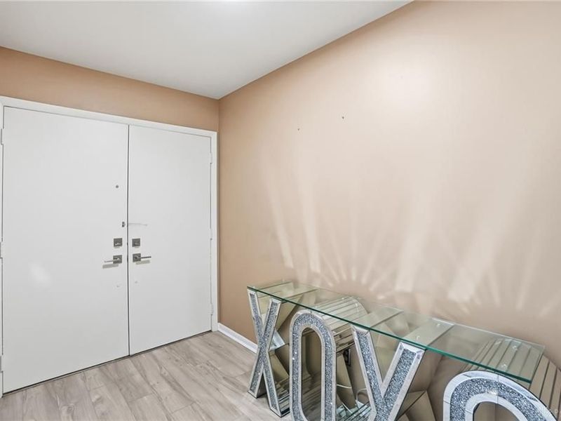 300 Highland Drive, Englewood, OH 45322 Photo 3