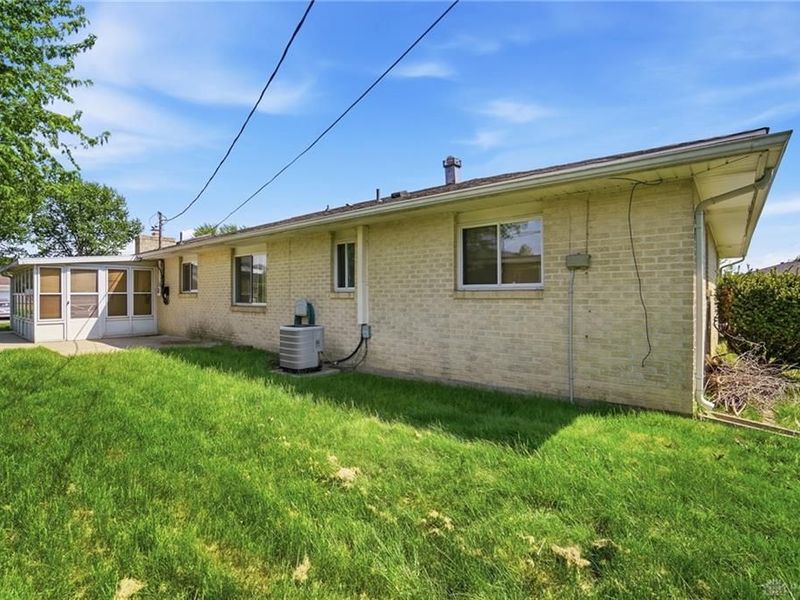 300 Highland Drive, Englewood, OH 45322 Photo 38