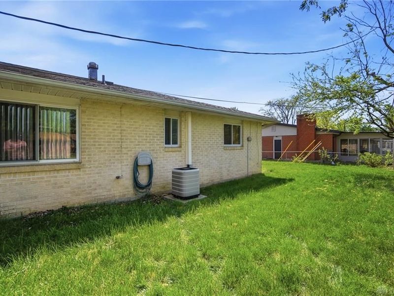 300 Highland Drive, Englewood, OH 45322 Photo 40