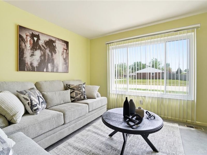 300 Highland Drive, Englewood, OH 45322 Photo 5