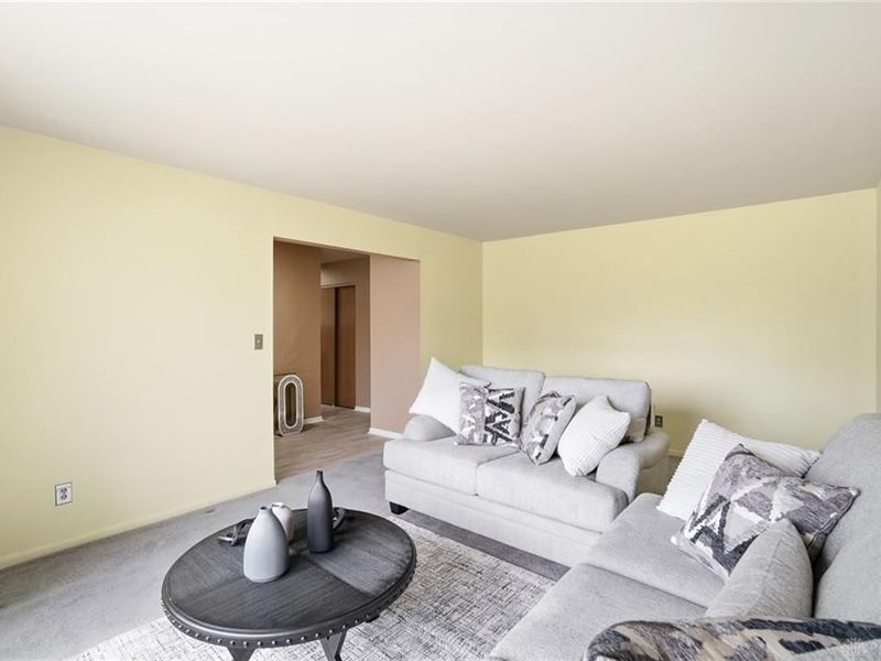 300 Highland Drive, Englewood, OH 45322 Photo 6