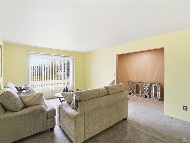 300 Highland Drive, Englewood, OH 45322 Photo 7