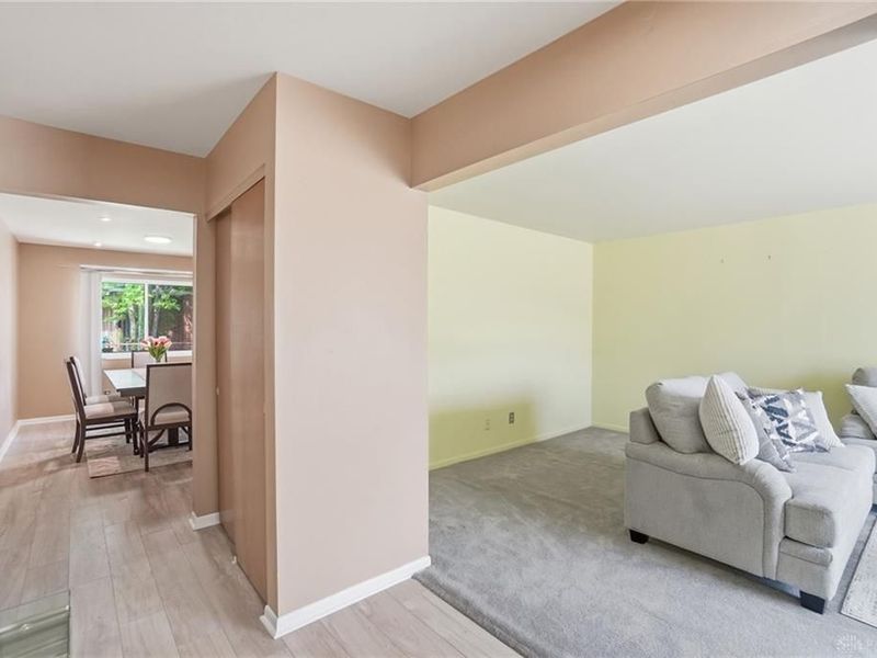 300 Highland Drive, Englewood, OH 45322 Photo 8