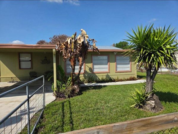 1038 8th Street, Okeechobee, FL 34974