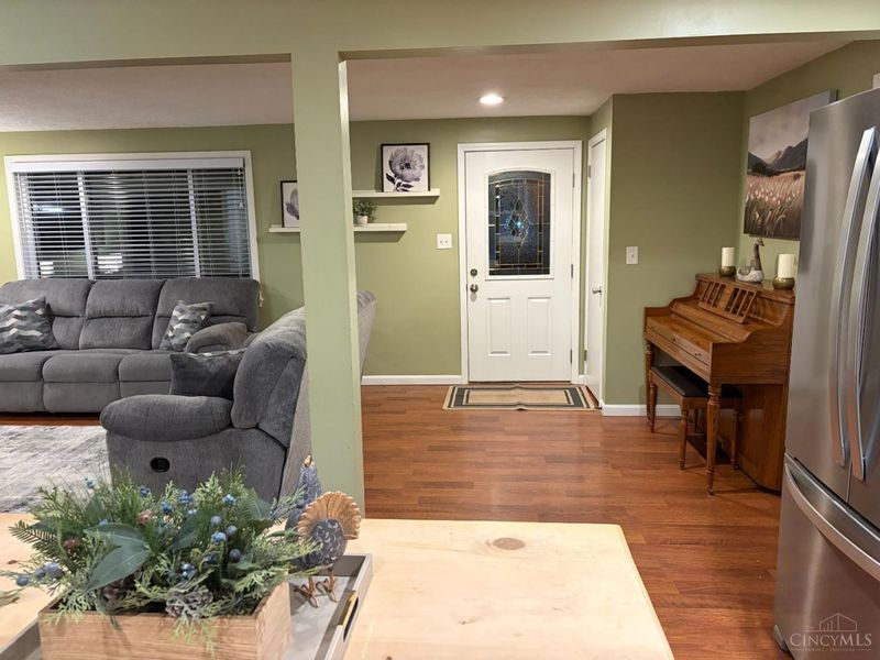 6053 Catherine Drive, Miami Twp, OH 45150 Photo 3