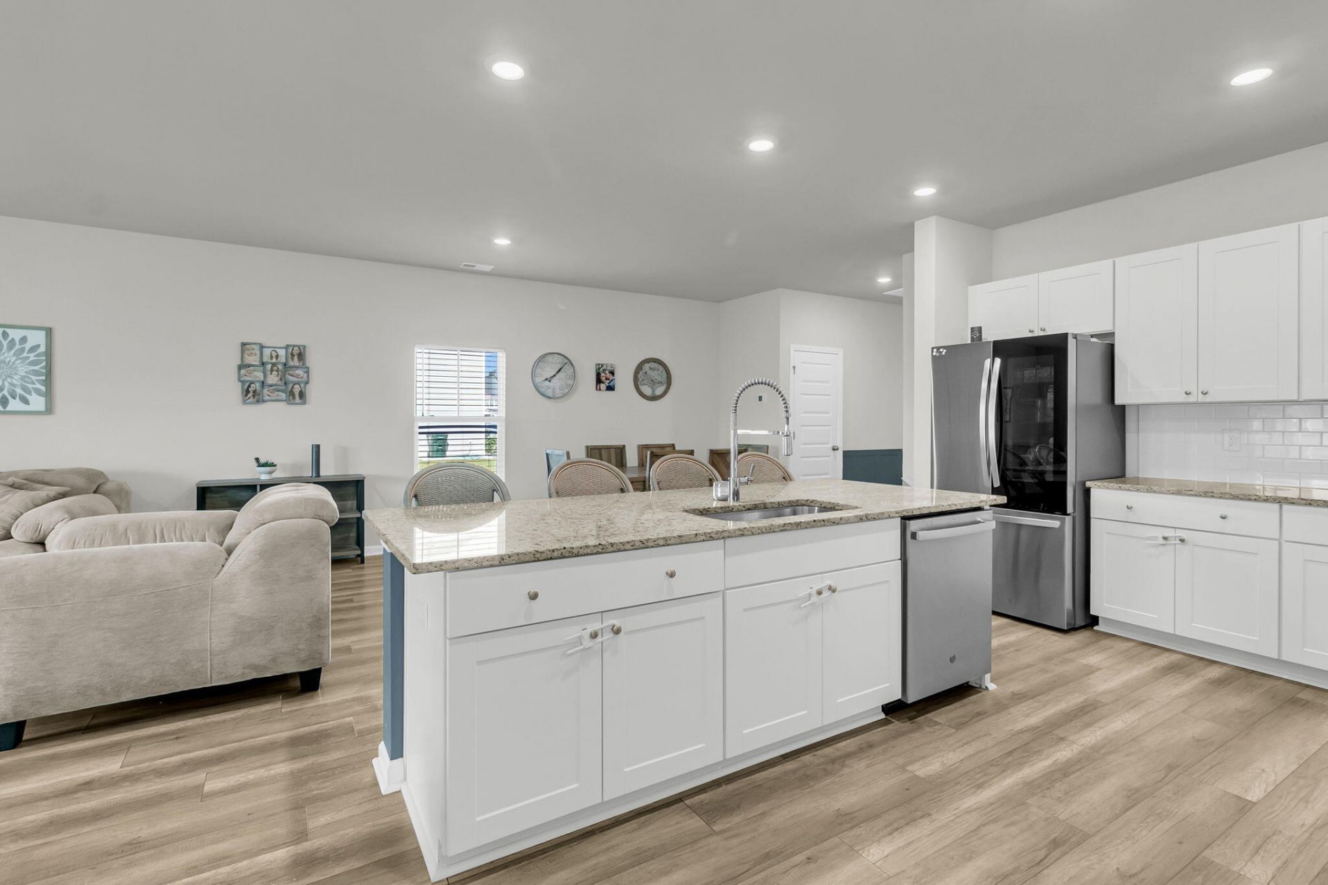 548 Spanish Wells Road Photo 13