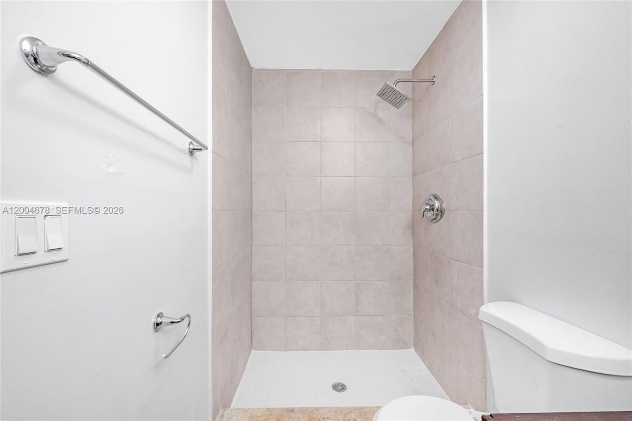 543 SW 61st Ter , Unit 1, Margate, FL 33068 Photo
