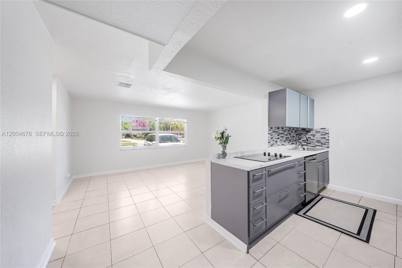 543 SW 61st Ter , Unit 1, Margate, FL 33068 Photo