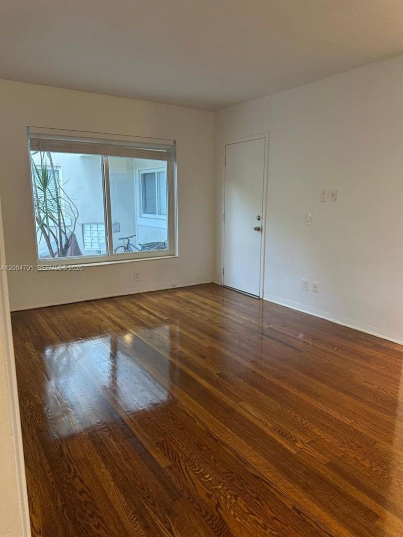 1567 S Le Jeune Rd , Unit 1, Miami, FL 33134 Photo