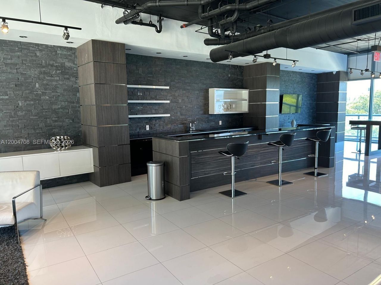 601 NE 36th St , Unit 801, Miami, FL 33137 Photo