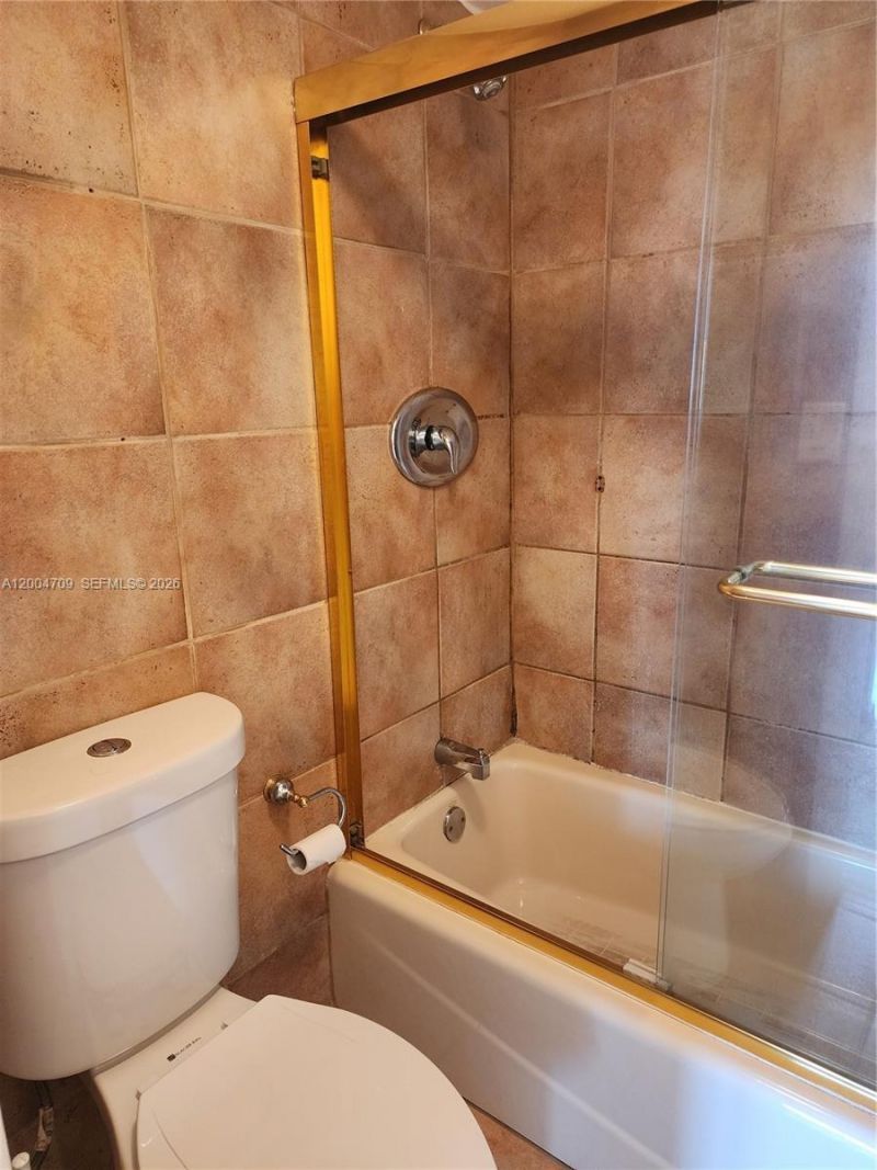 3161 S Ocean Dr, Unit 409, Hallandale Beach, FL 33009 Photo
