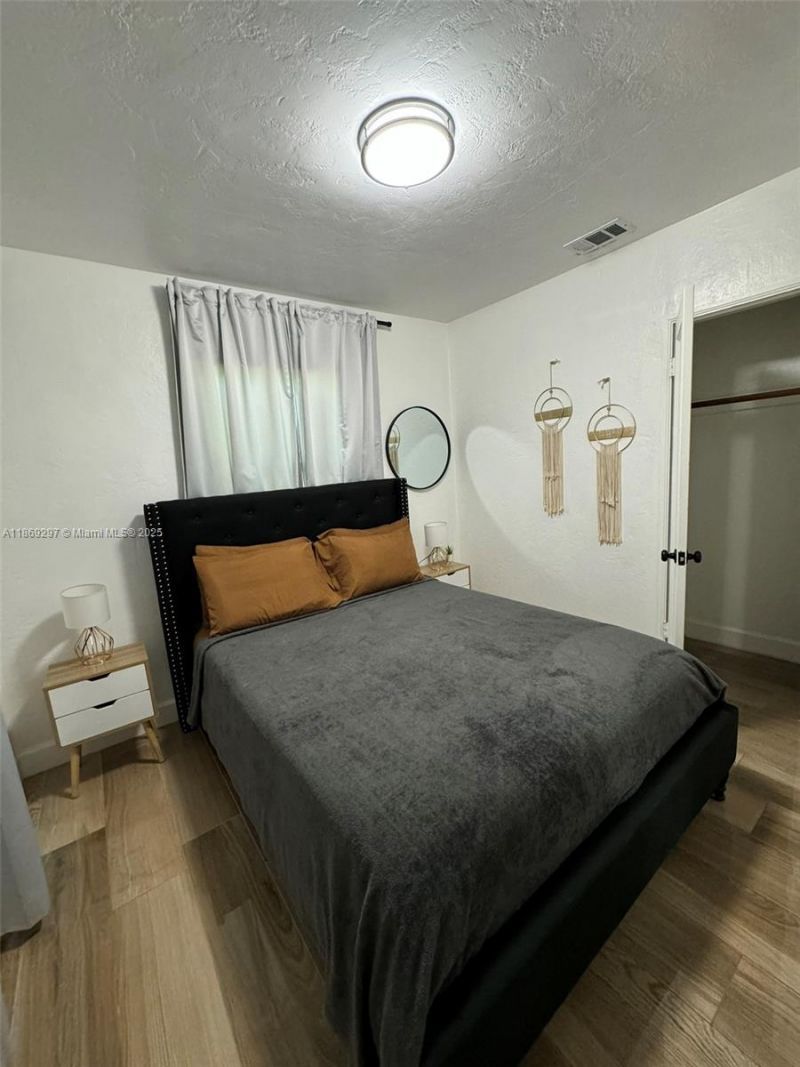 207 SW 11th Street , Fort Lauderdale, FL 33315 Photo