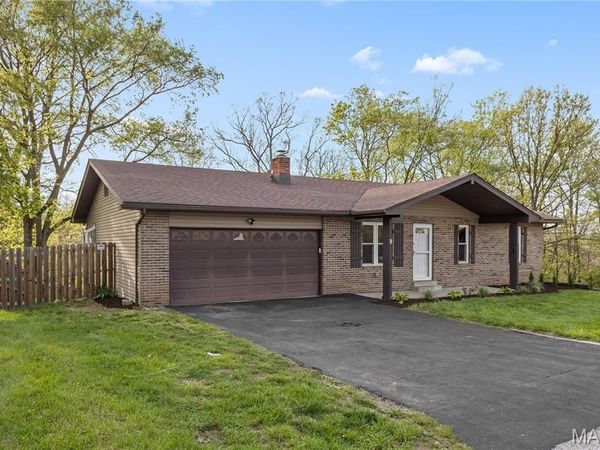 9 Chateau Lane, Unincorporated, MO 63010