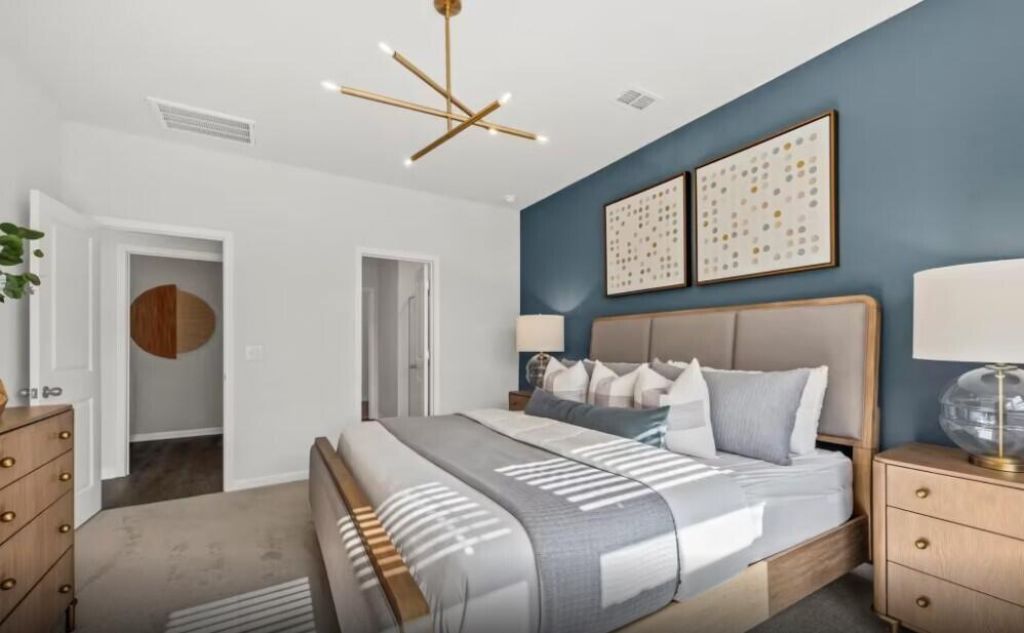 711 Meadowbrook Lane Photo 8