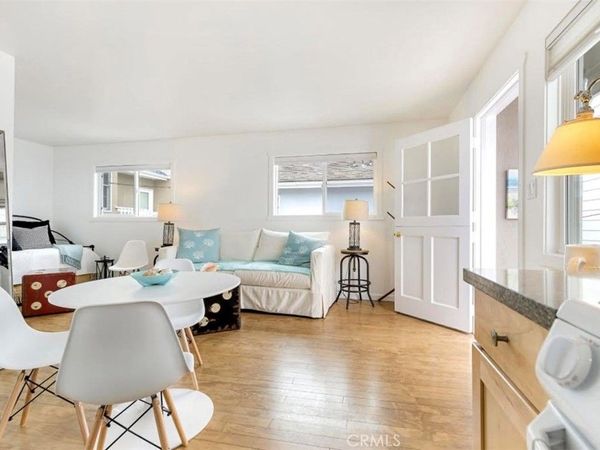 117 Amethyst Avenue, Newport Beach, CA 92662