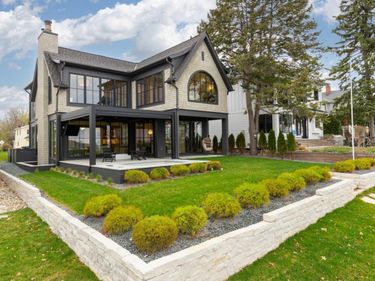 254 Lake Street, Excelsior, MN 55331