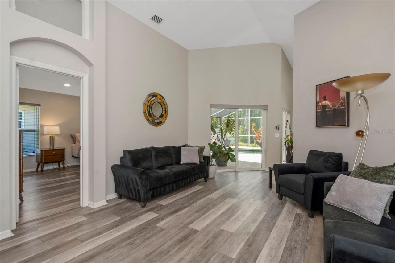 14524 Weeping Elm Drive, Tampa, FL 33626 Photo
