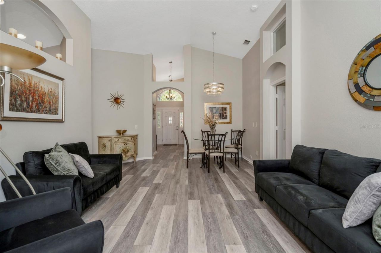 14524 Weeping Elm Drive, Tampa, FL 33626 Photo