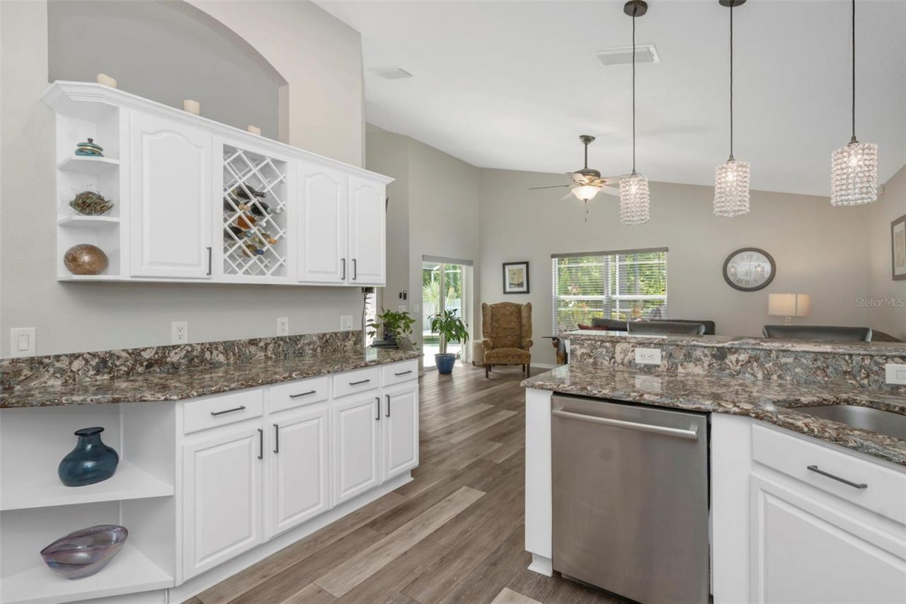 14524 Weeping Elm Drive, Tampa, FL 33626 Photo