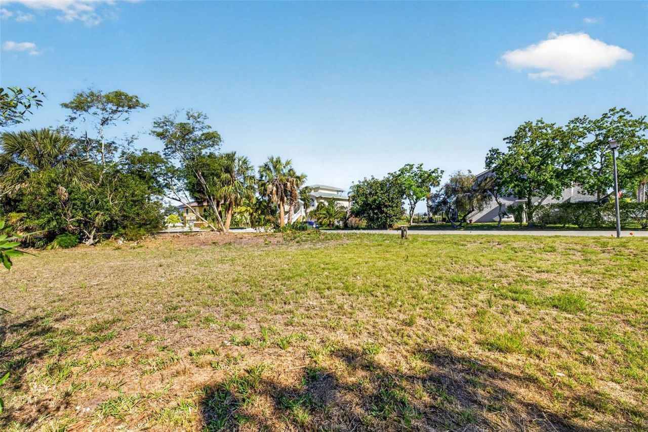 5804 Seabreeze Drive , Port Richey, FL 34668 Photo