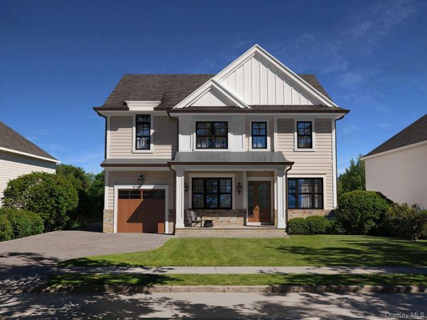 165 Locust Street , Garden City, NY 11530