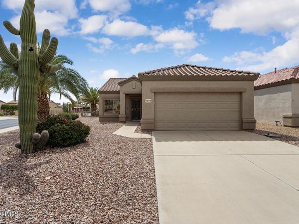 16115 W Acacia Court, Surprise, AZ 85374