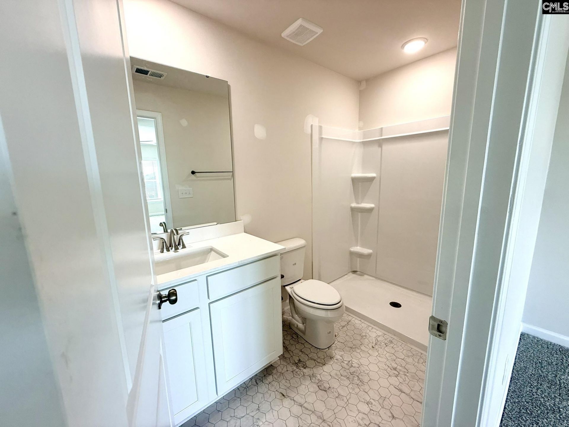 1027 Tabor Place Photo 20