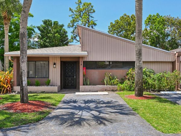 166 Sparrow Drive, Unit 1a, Royal Palm Beach, FL 33411