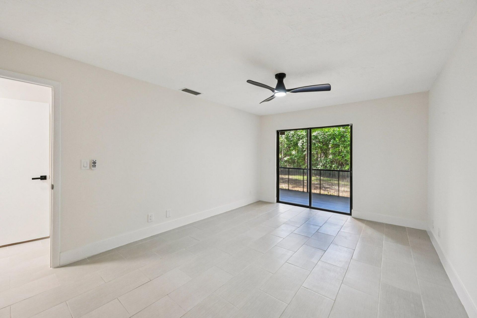 166 Sparrow Drive, Unit 1a, Royal Palm Beach, FL 33411 Photo