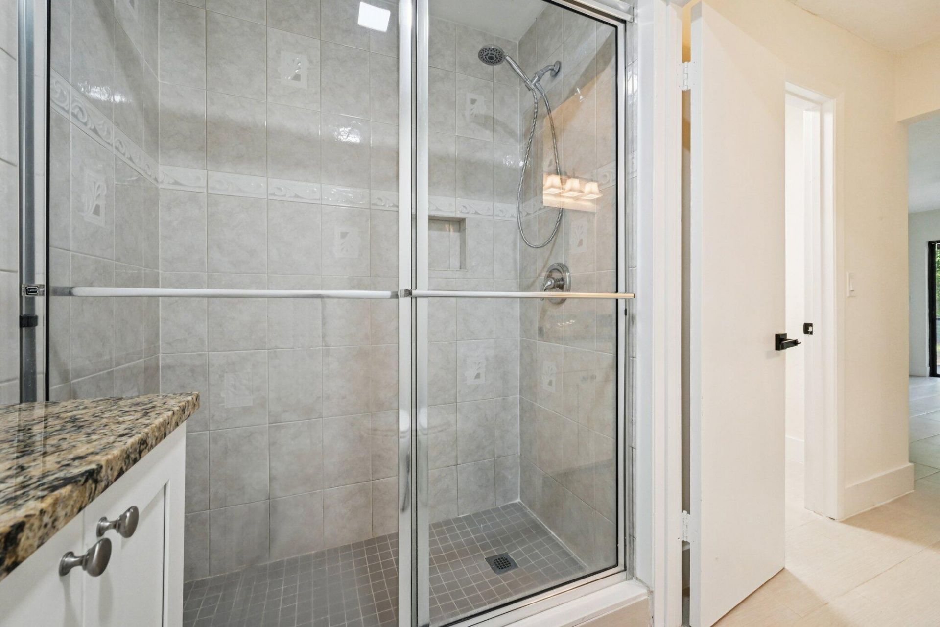 166 Sparrow Drive, Unit 1a, Royal Palm Beach, FL 33411 Photo