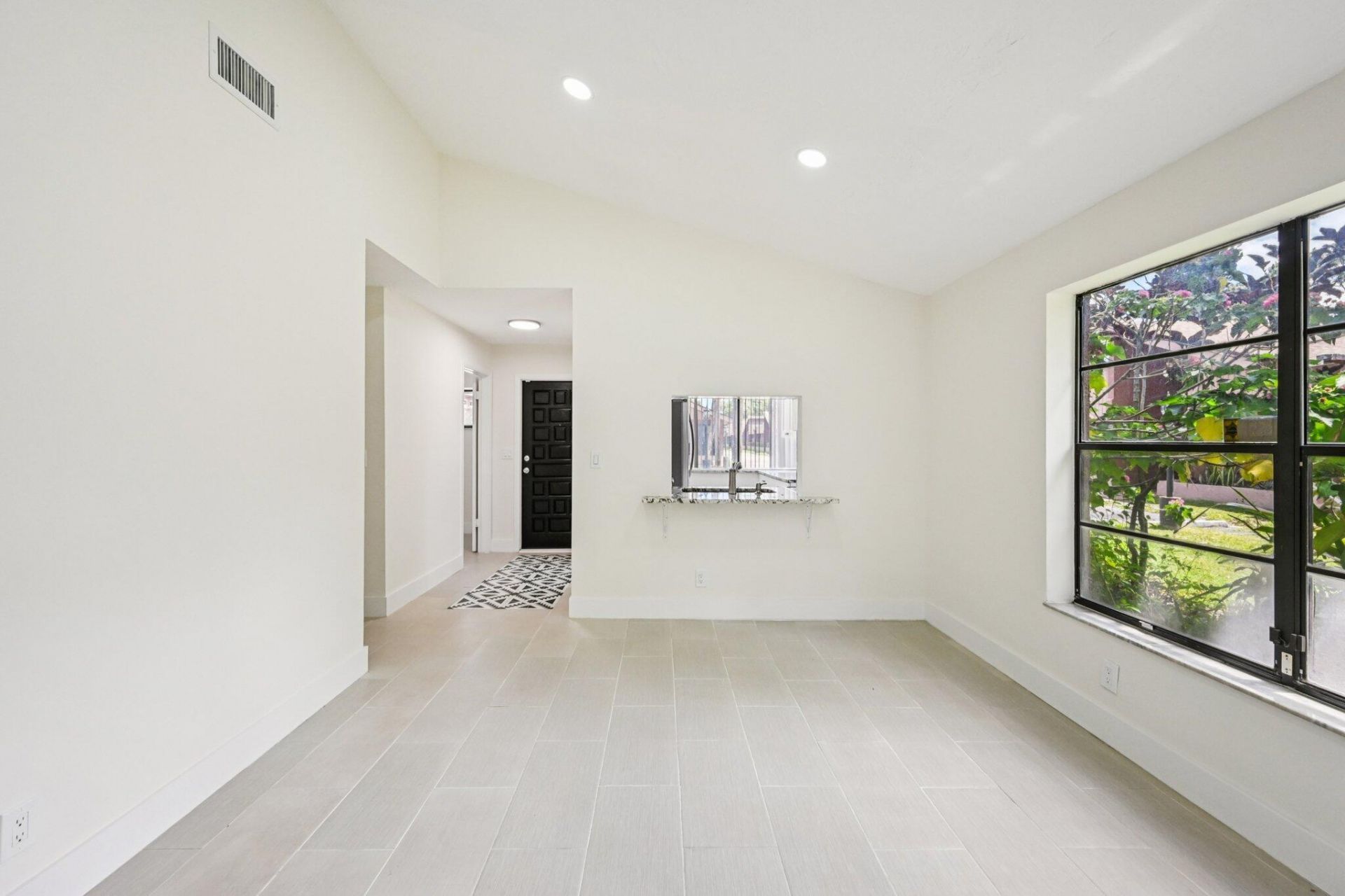 166 Sparrow Drive, Unit 1a, Royal Palm Beach, FL 33411 Photo