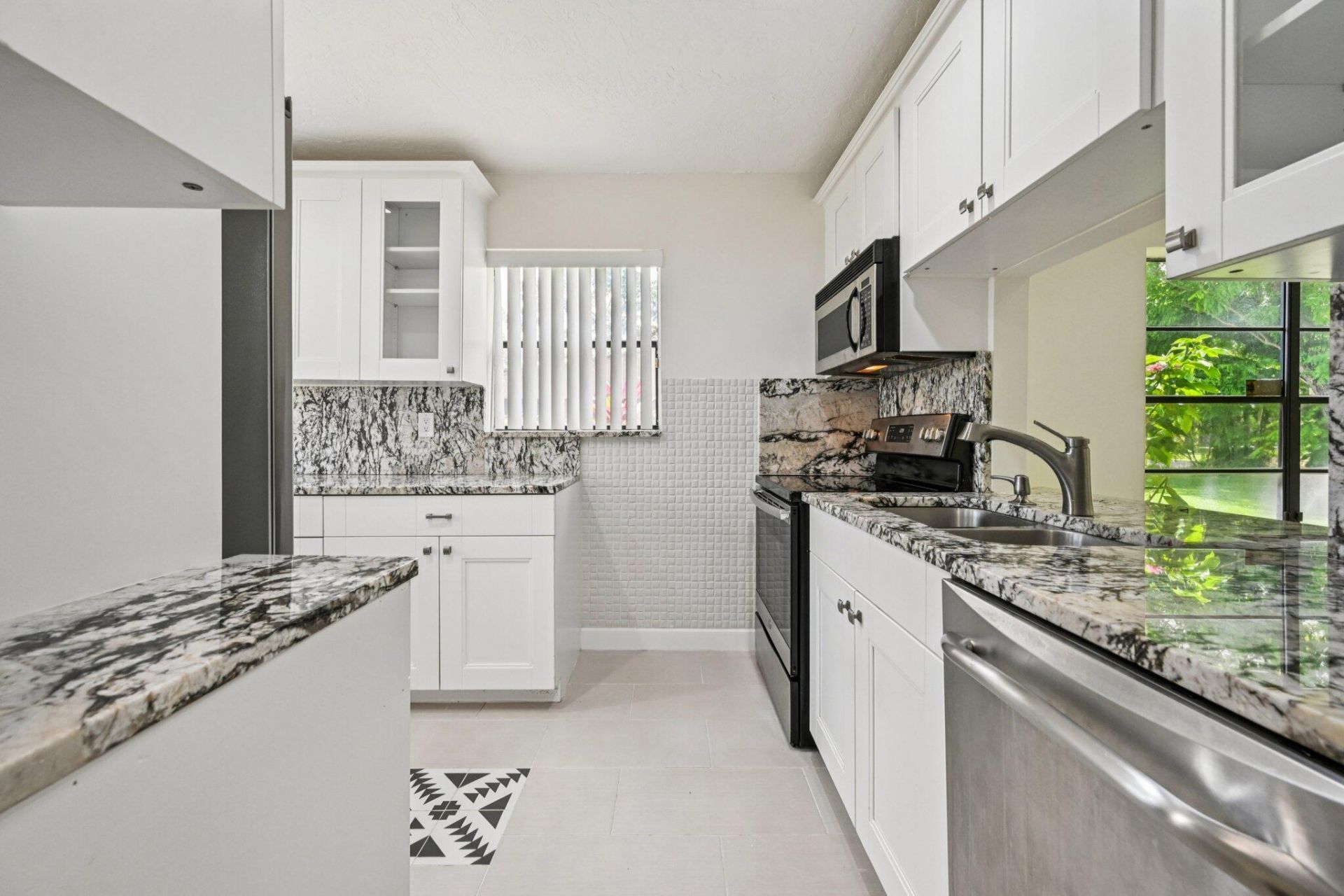 166 Sparrow Drive, Unit 1a, Royal Palm Beach, FL 33411 Photo