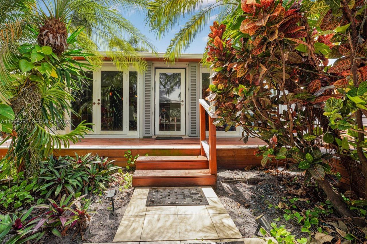 905 Mandarin Isle, Fort Lauderdale, FL 33315 Photo