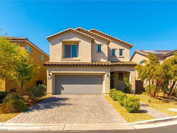 10010 Pasque Flower Court , Las Vegas, NV 89178