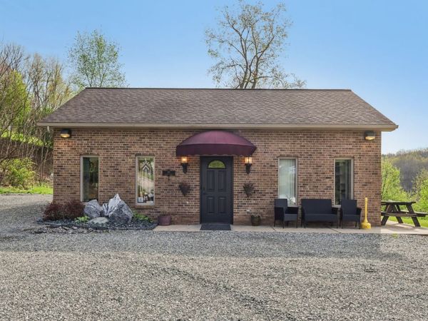 30 Terrace Avenue, Leechburg, PA 15656