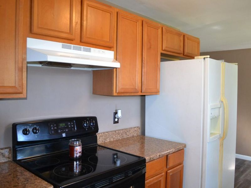 4642 Laredo Street, Springfield, OH 45503 Photo 8