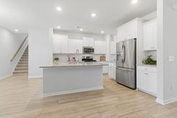 1123 Fitzgerald Court photo 4