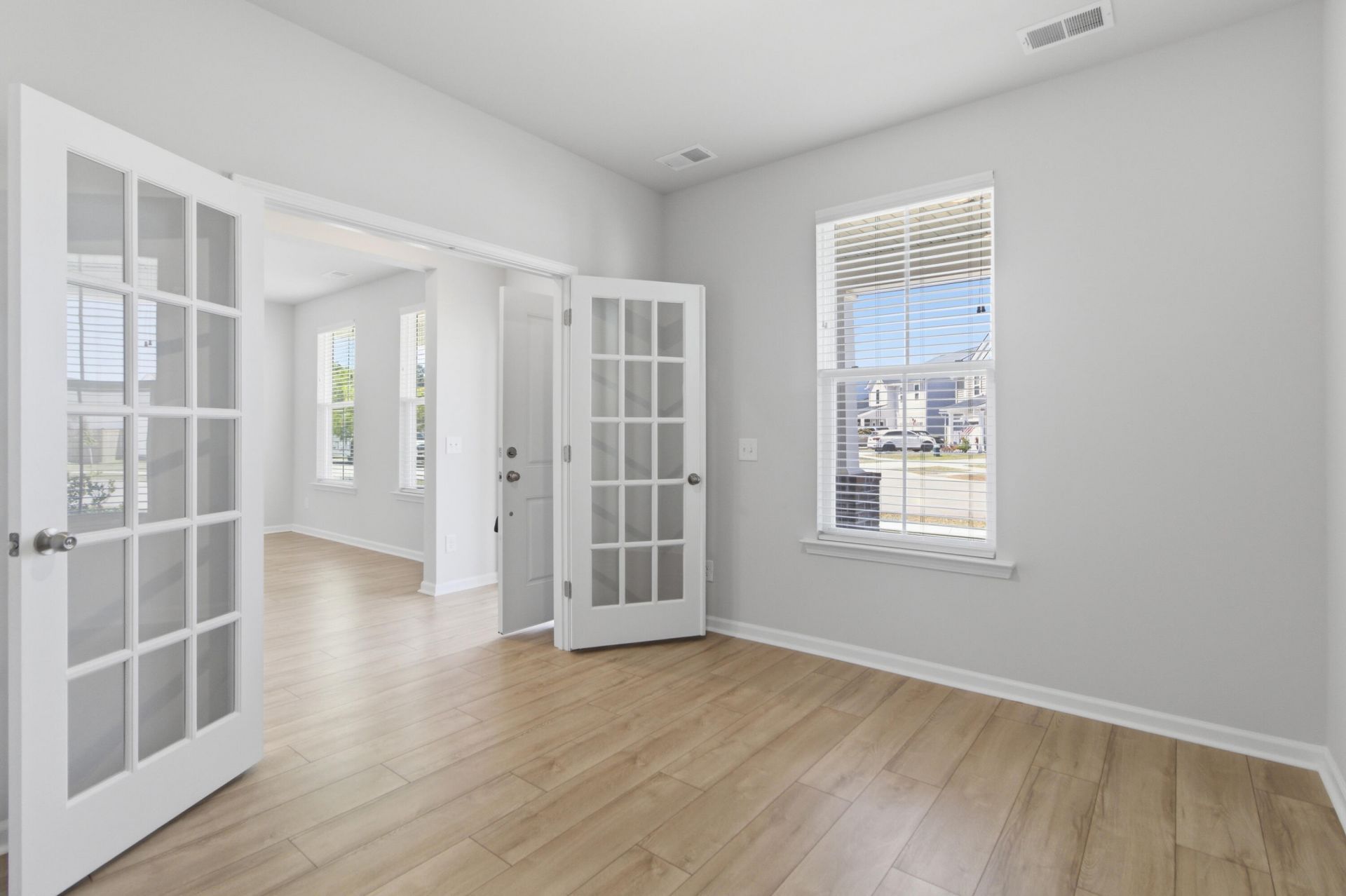 1123 Fitzgerald Court Photo 6