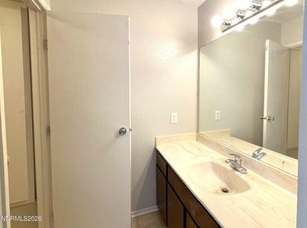 2124 Roundhouse Road, Sparks, NV 89431 Photo