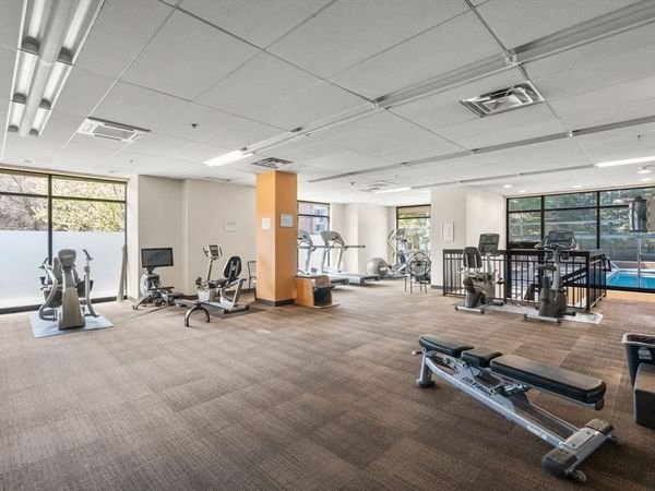 60 Longwood Ave, Unit 602, Brookline, MA 02446