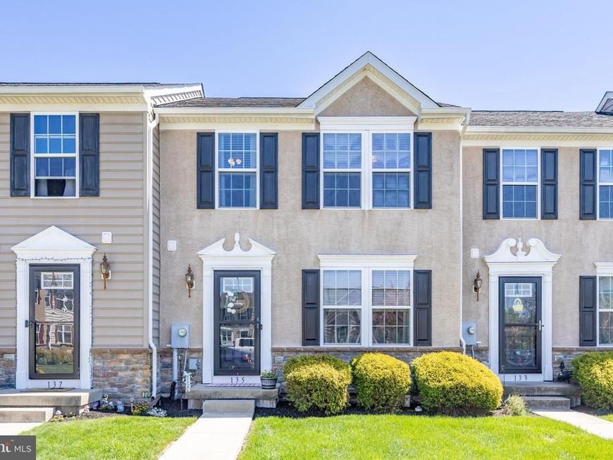 135 Sandpiper Court, Gilbertsville, PA 19525 Main Photo