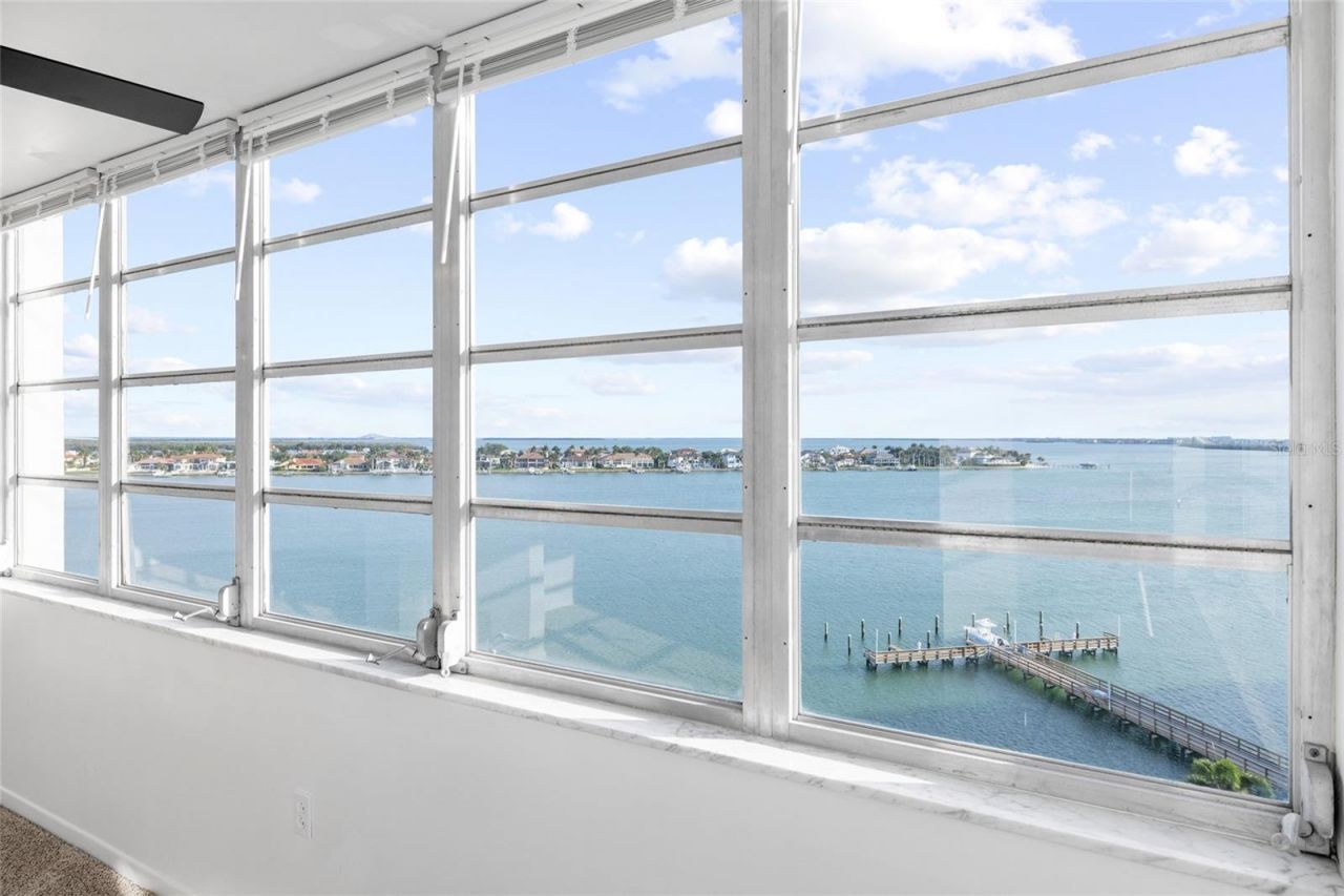 5108 Brittany Drive S, Unit 903, Saint Petersburg, FL 33715 Photo