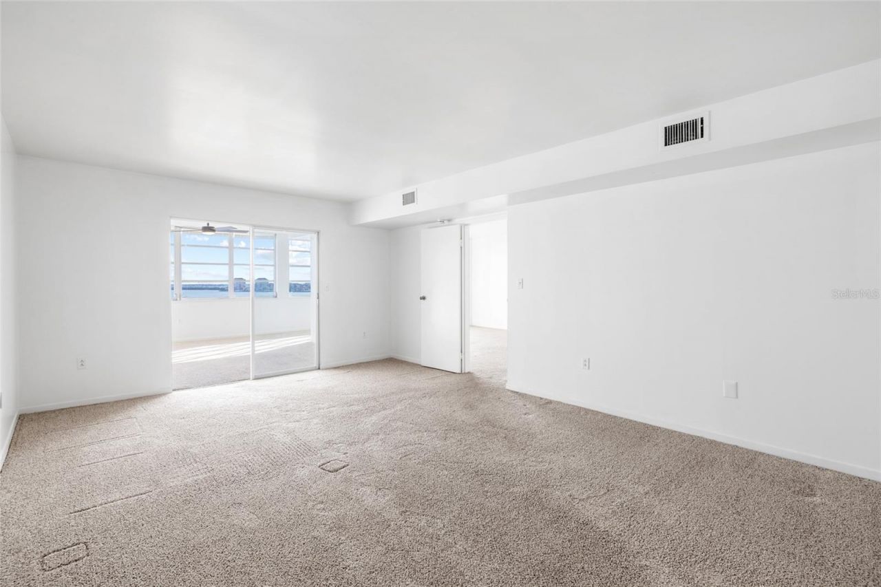 5108 Brittany Drive S, Unit 903, Saint Petersburg, FL 33715 Photo