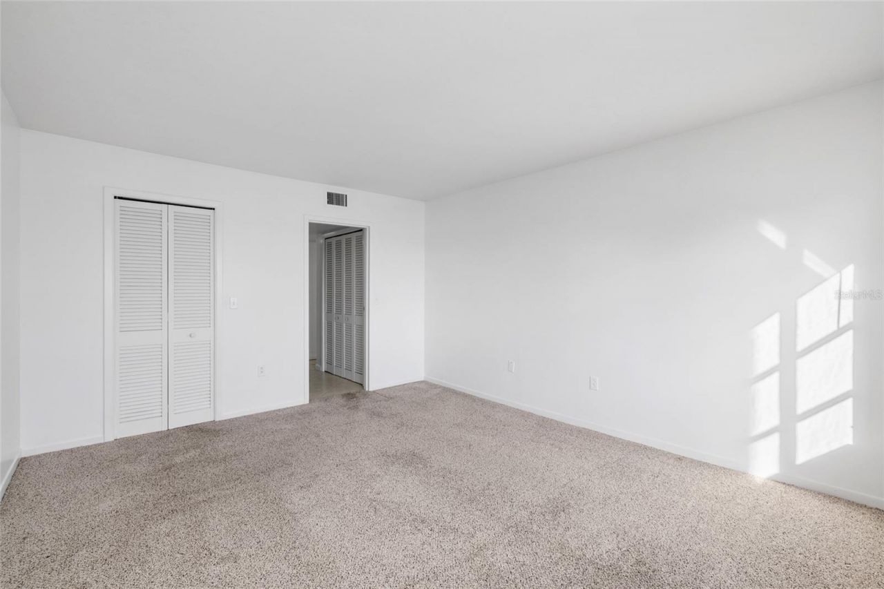 5108 Brittany Drive S, Unit 903, Saint Petersburg, FL 33715 Photo