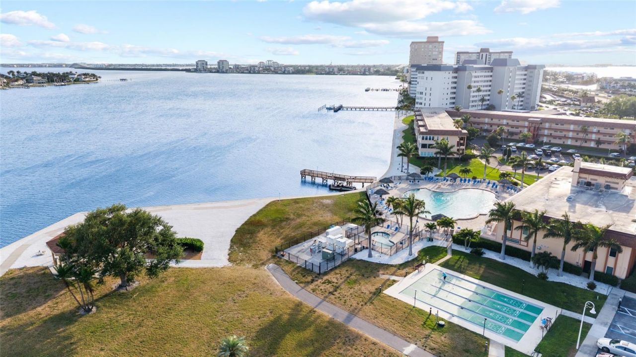 5108 Brittany Drive S, Unit 903, Saint Petersburg, FL 33715 Photo