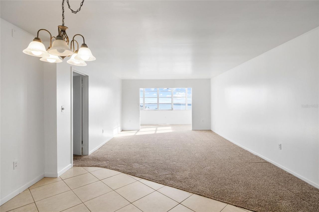 5108 Brittany Drive S, Unit 903, Saint Petersburg, FL 33715 Photo