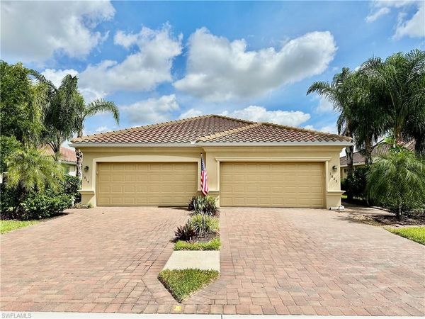 1823 Alameda DR, NAPLES, FL 34120